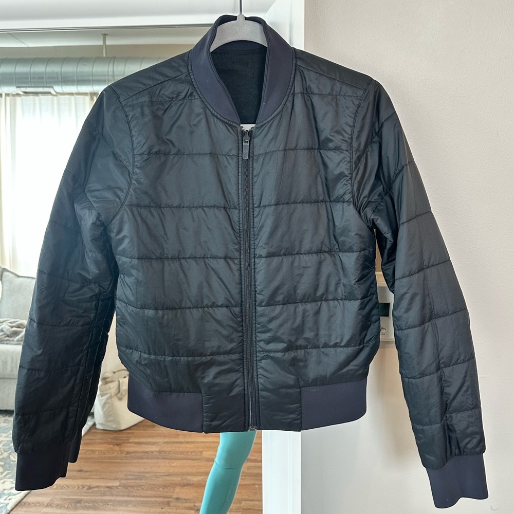 LULULEMON BLACK BOMBER JACKET